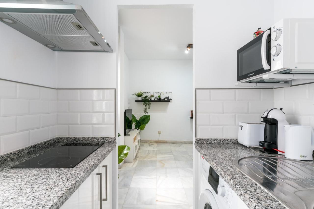 Svl - Sunny And Bright At Historical Center Apartment *